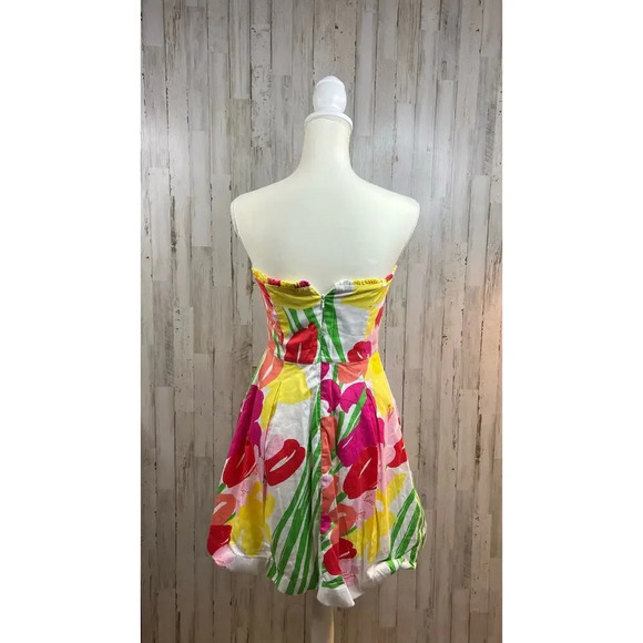 Lilly Pulitzer Women's Size 4 Pink Floral Strapless Fit & Flare Dress w/ Pockets - Picture 6 of 7